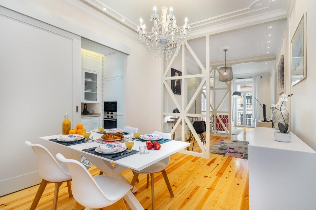 Whome Luxury Stay In Prime Location W/ Ac, Lift & Private Patio Lissabon Exterior foto