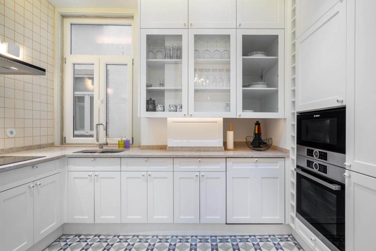 Whome Luxury Stay In Prime Location W/ Ac, Lift & Private Patio Lissabon Exterior foto